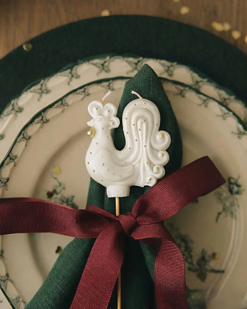 Фигурная новогодняя свеча "Петушок", молочный