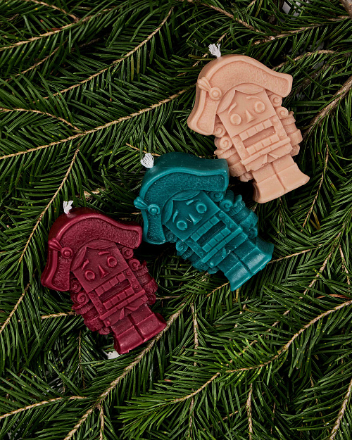 Свеча "Щелкунчик", бежевый