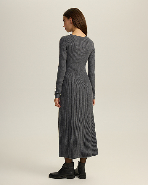 Платье из шерстяного вязаного трикотажа, серый меланж