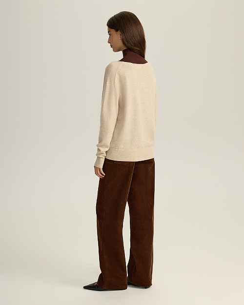 Кардиган на пуговицах с V-вырезом, из шерсти мериноса, бежевый