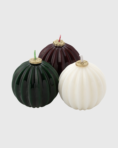 Набор свечей в виде цветных елочных шаров