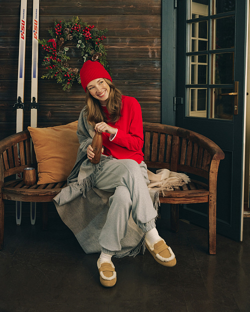 Хлопковый лонгслив с вышивкой, красный